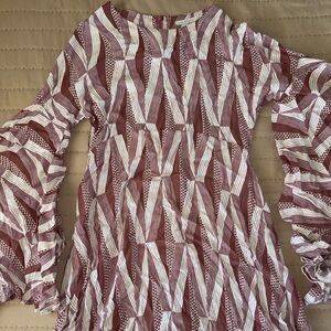 Manaola High-Low Long Sleeve Midi Dress